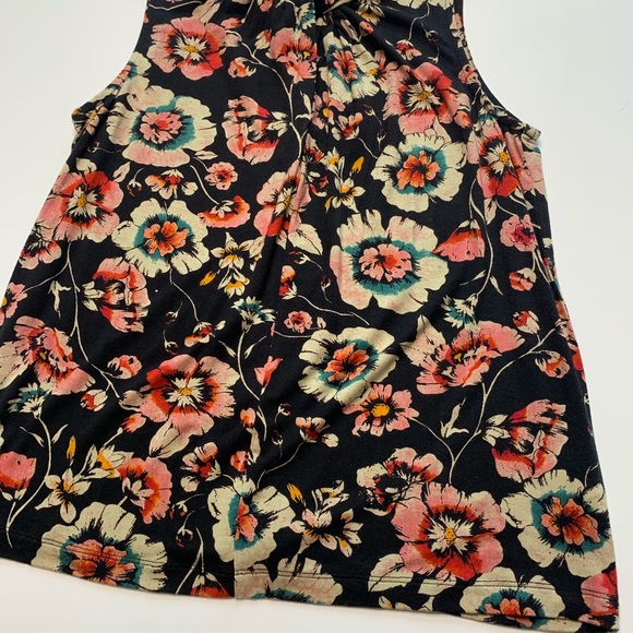 Vanessa Virginia Floral Black High Neck Twist Top - Picture 5 of 8